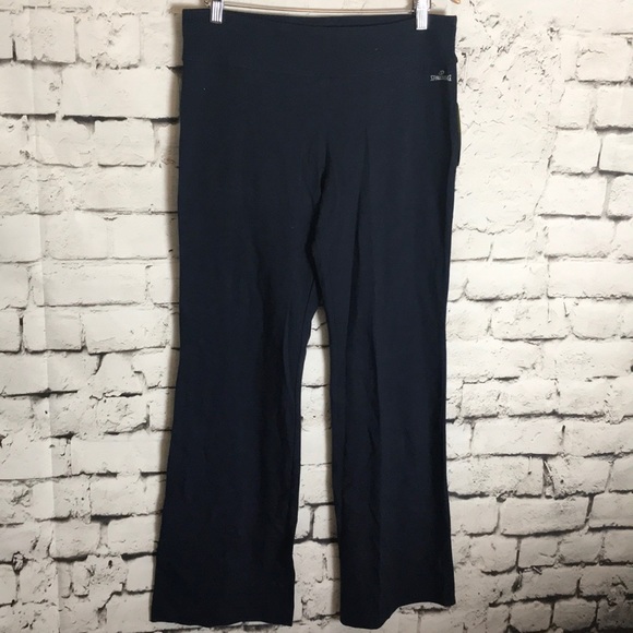 spalding bootleg yoga pants